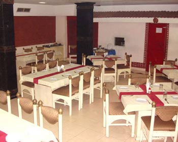 Mid Town Hotel Raipur Restaurant